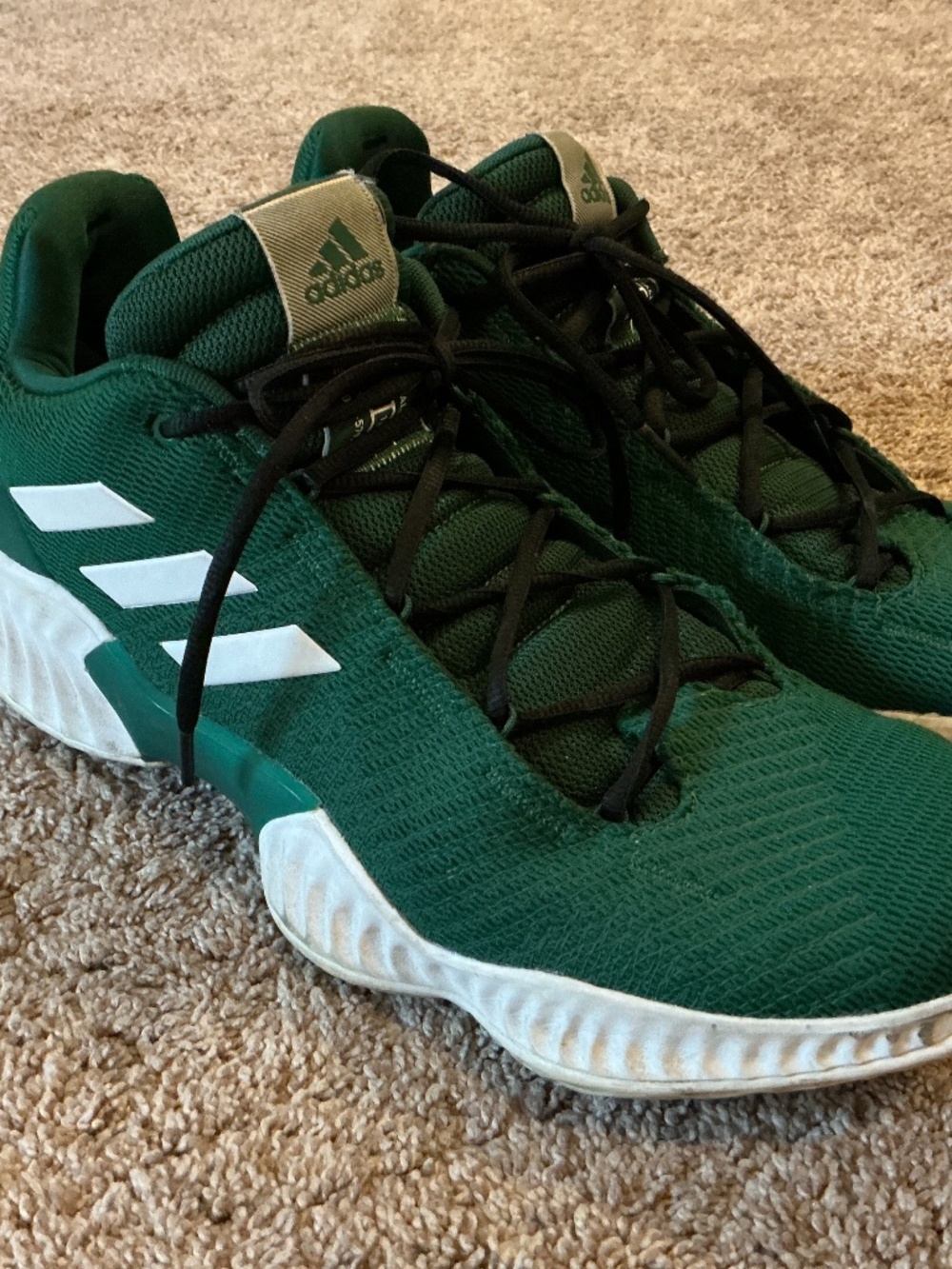 Adidas Pro Bounce Basket Ball Shoes Men’s Size 13 Used